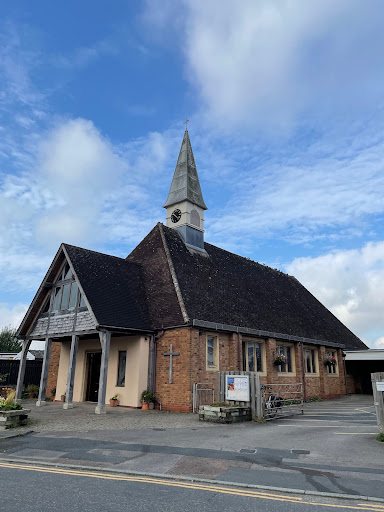 St Christopher's Church : Warden Hill
